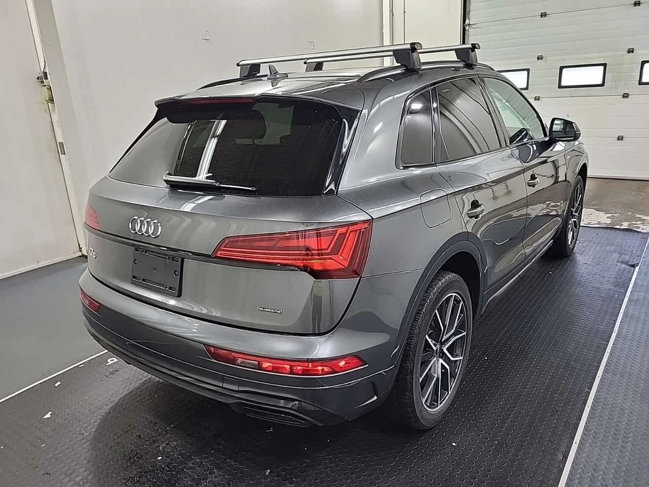 Audi Q5  PROGRESSIV| MEMORY| DISTRONIC| ОБДУХВАНЕ| 2 КЛЮЧА, снимка 3 - Автомобили и джипове - 54764322