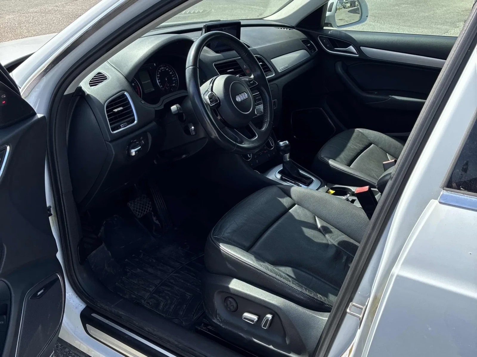 Audi Q3 Technik * �������� * CARFAX * ���� ������ *  | Mobile.bg � ����������� 9