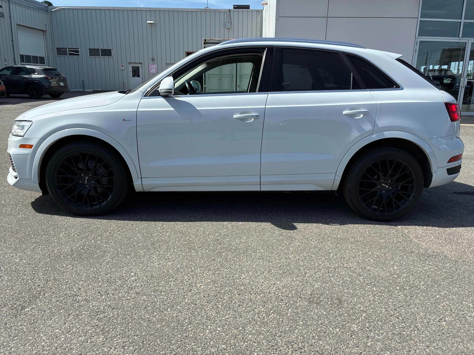 Audi Q3 Technik * �������� * CARFAX * ���� ������ *  | Mobile.bg � ����������� 3