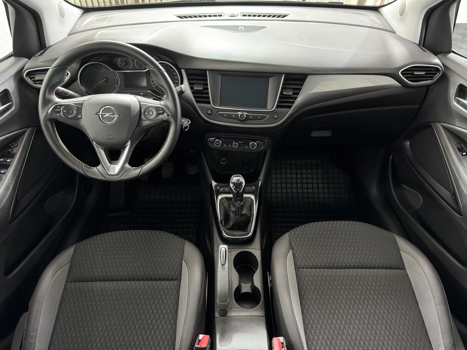 Opel Crossland X 1.6 ECOTEC D - 99 h.p. | ULTIMATE EDITION, снимка 9 - Автомобили и джипове - 54960733