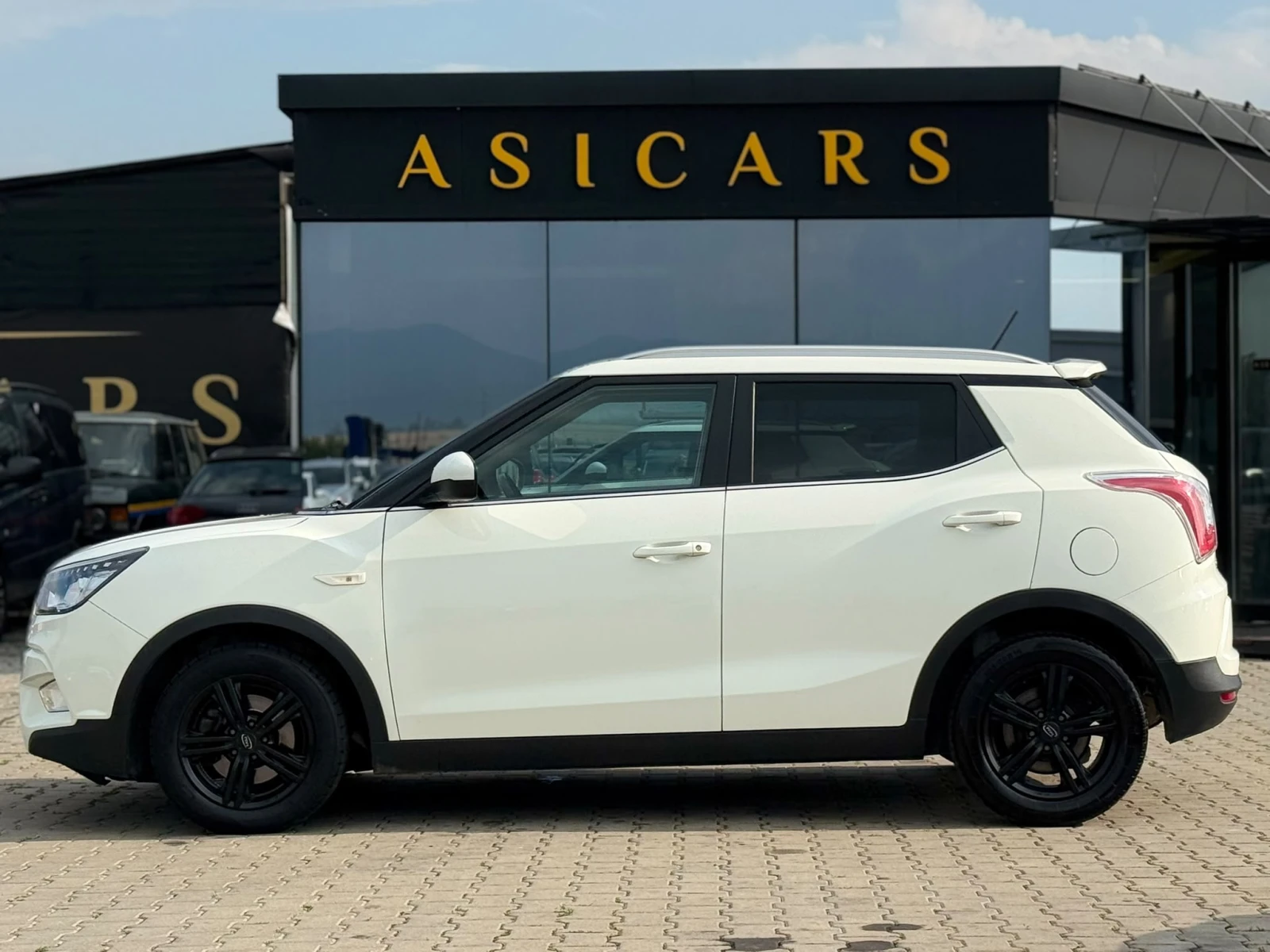 SsangYong Tivoli / 1.6D / EURO 6 / , снимка 2 - Автомобили и джипове - 55147908