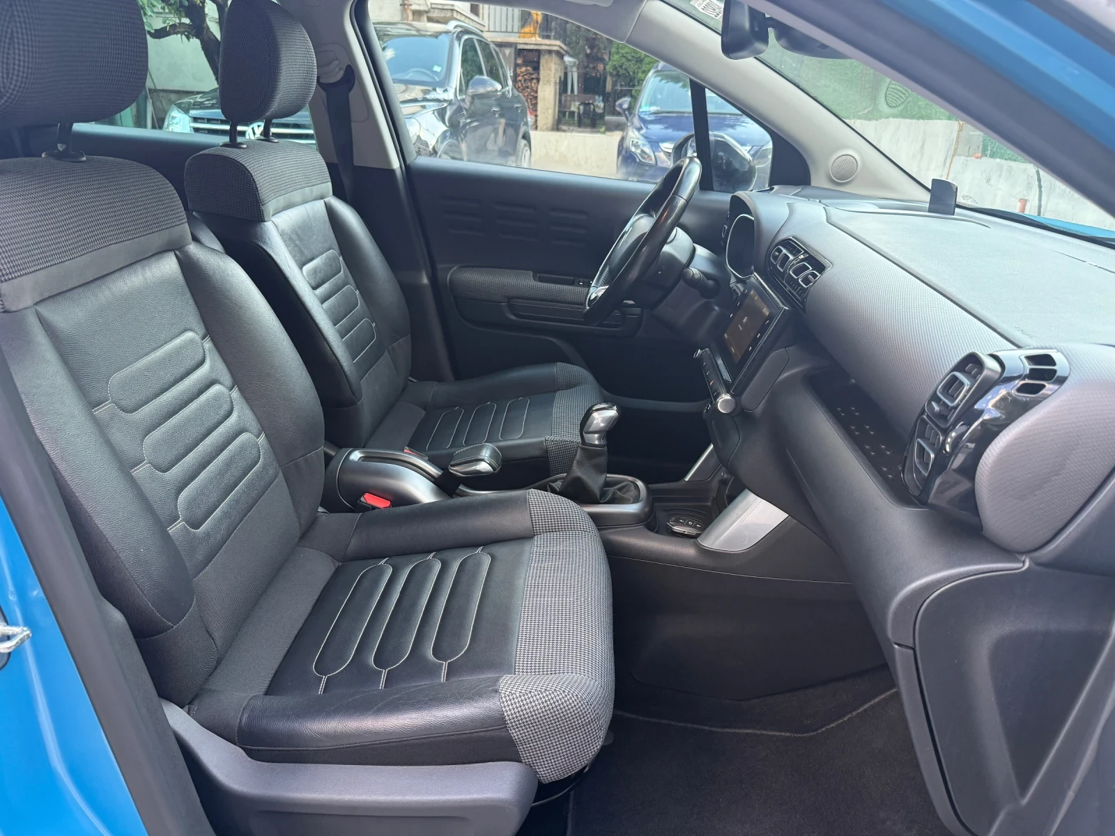 Citroen C3 Aircross 1.6HDI ����* Keyless* Carplay* Headup* 360 camera | Mobile.bg � ����������� 10