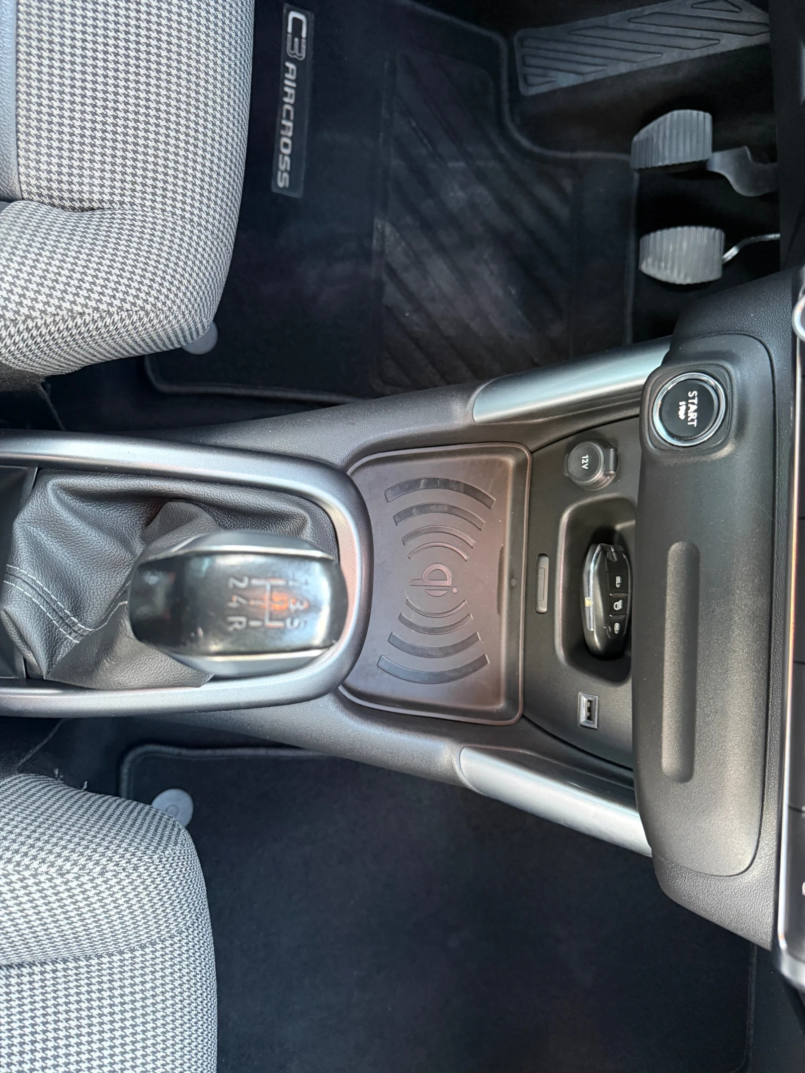 Citroen C3 Aircross 1.6HDI ����* Keyless* Carplay* Headup* 360 camera | Mobile.bg � ����������� 16