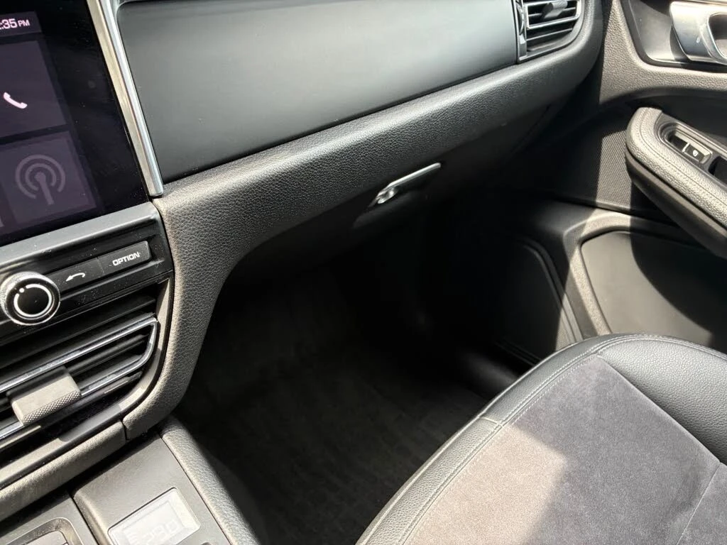 Porsche Macan * PANORAMA *  AвтоКредит * (ЦЕНА ДО БГ), снимка 17 - Автомобили и джипове - 55563939