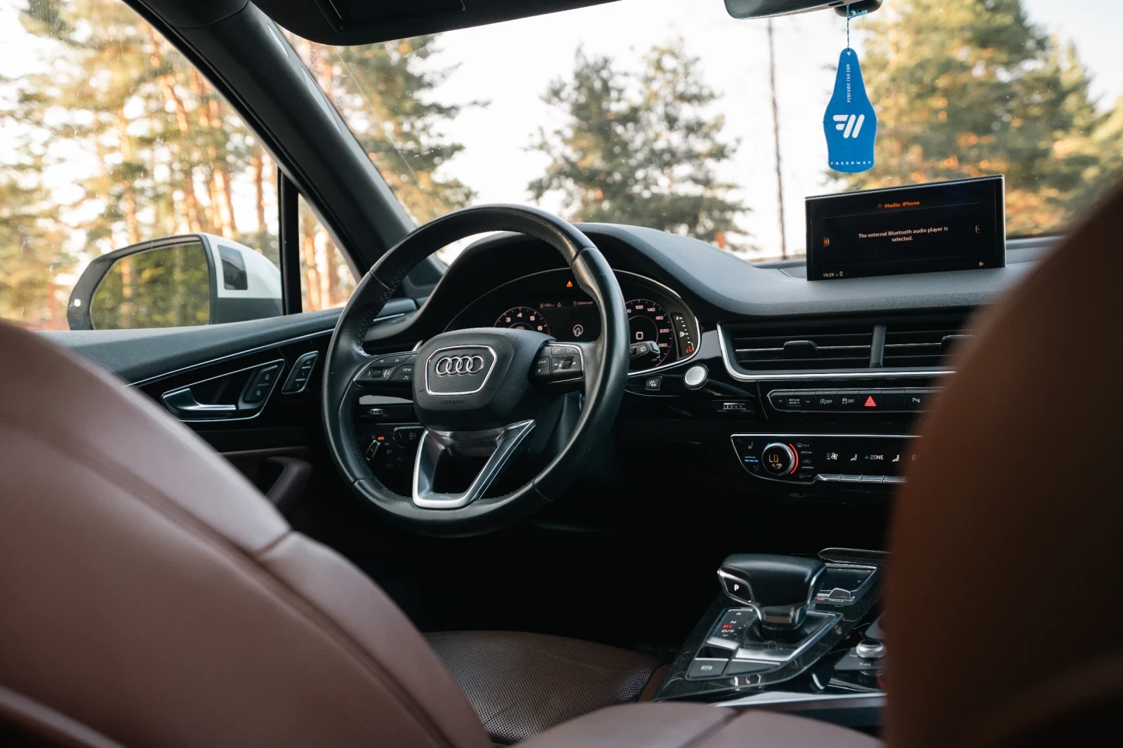 Audi Q7 Audi Q7 Prestige Full max 6+ 1, снимка 9 - Автомобили и джипове - 56302378