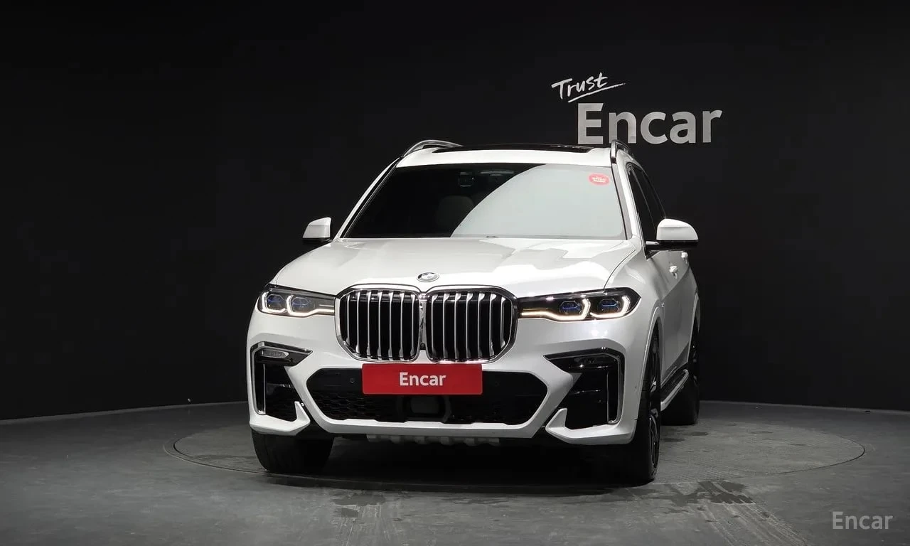 BMW X7 xDrive 40d M Sport 6STR * БЕЗ ПЪРВОНАЧАЛНА ВНОСКА, снимка 3 - Автомобили и джипове - 56030153