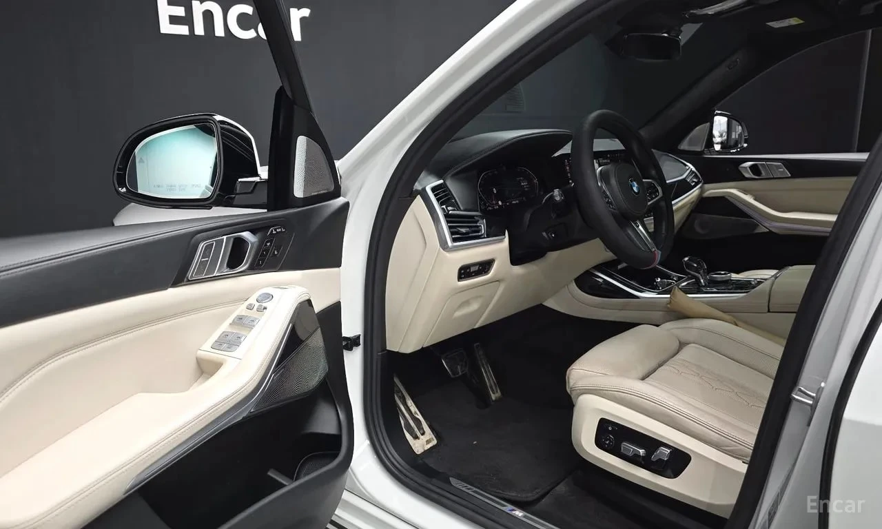 BMW X7 xDrive 40d M Sport 6STR * БЕЗ ПЪРВОНАЧАЛНА ВНОСКА, снимка 10 - Автомобили и джипове - 56030153