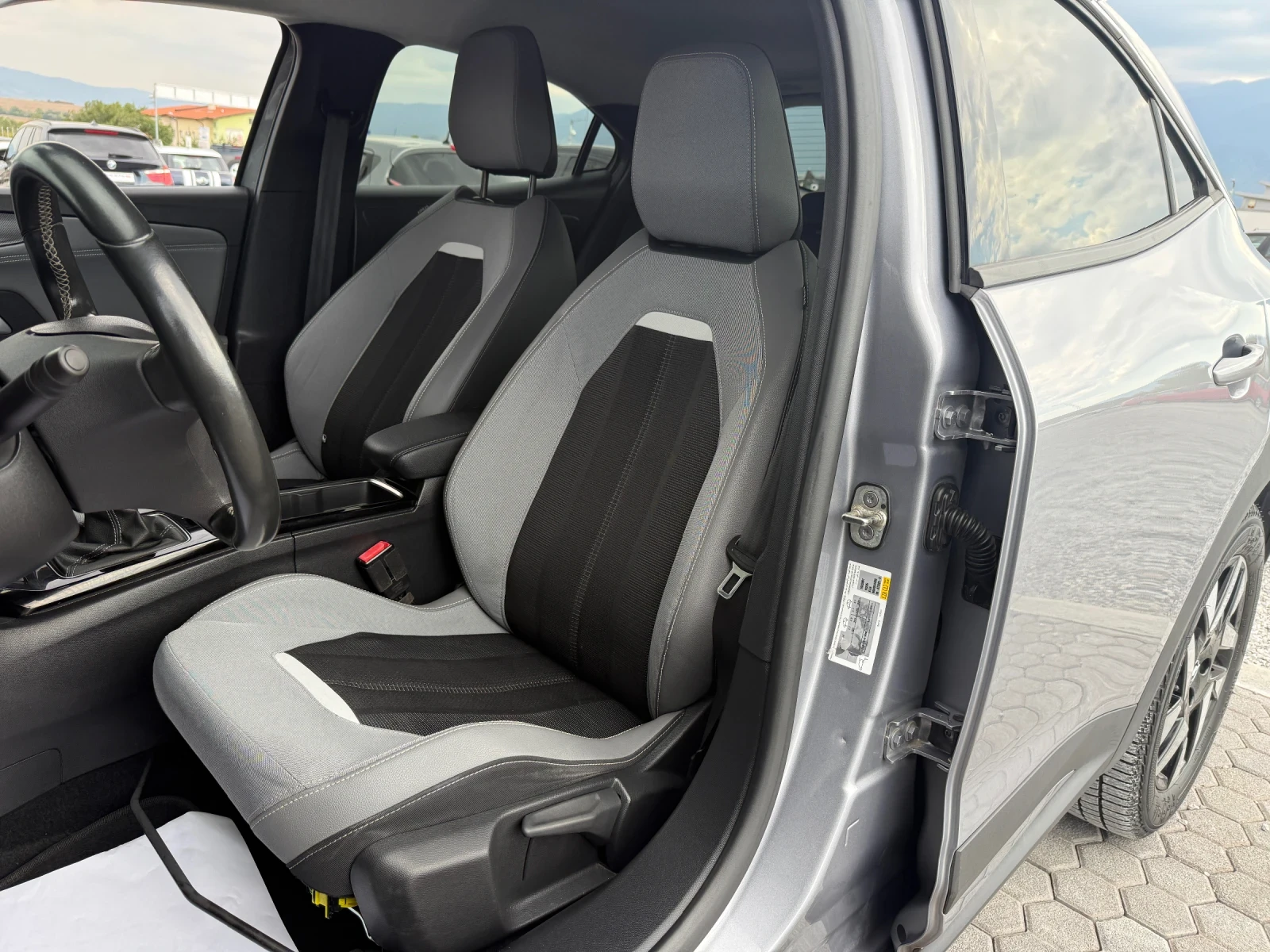 Opel Mokka 1.2 турбо. Пълна сервизна история в Опел!, снимка 9 - Автомобили и джипове - 56164074