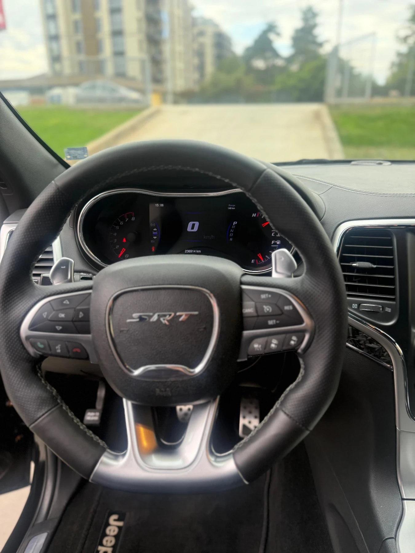 Jeep Grand cherokee SRT 6.4, снимка 14 - Автомобили и джипове - 56270922