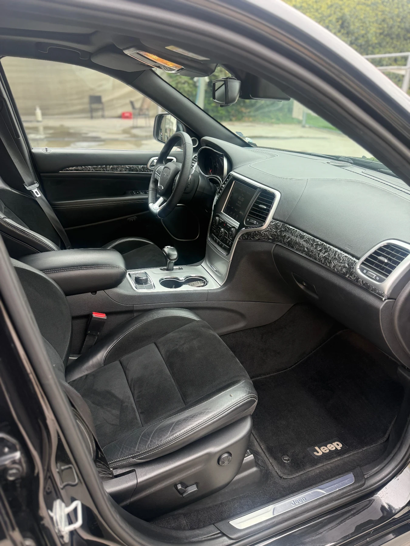 Jeep Grand cherokee SRT 6.4, снимка 7 - Автомобили и джипове - 56270922