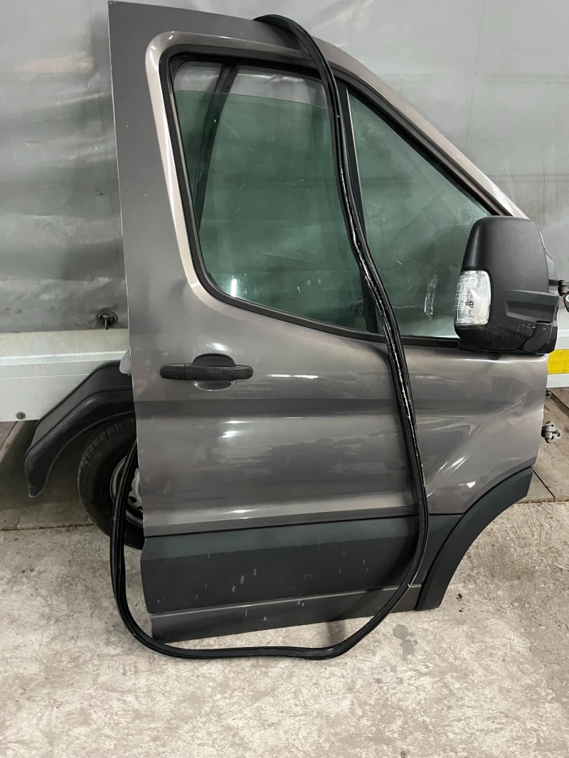 Ford Transit, снимка 4 - Бусове и автобуси - 48216038