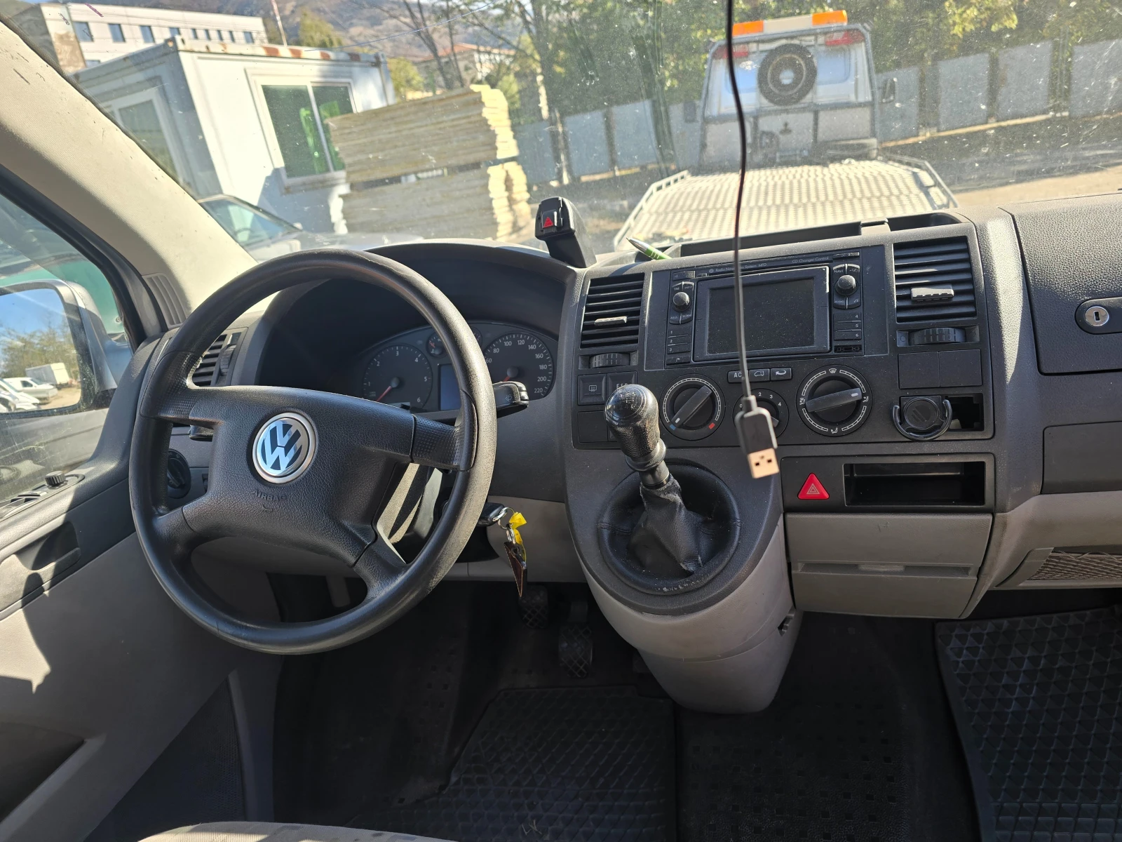 VW T5 T5 2.5 AXD 4x4, снимка 10 - Бусове и автобуси - 56569873