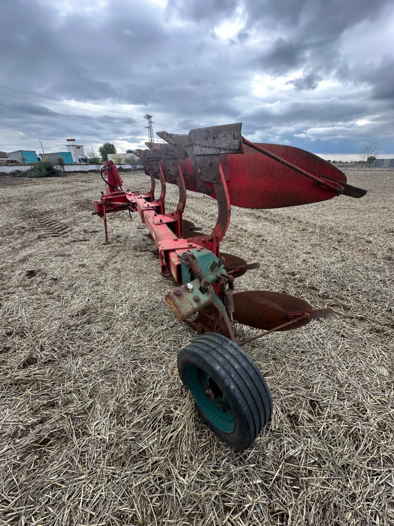 Плуг Vogel & Noot, снимка 5 - Селскостопанска техника - 52802129