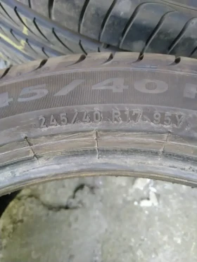 Гуми Летни 245/40R17, снимка 3 - Гуми и джанти - 46995945