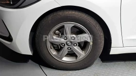 Hyundai Elantra, снимка 5