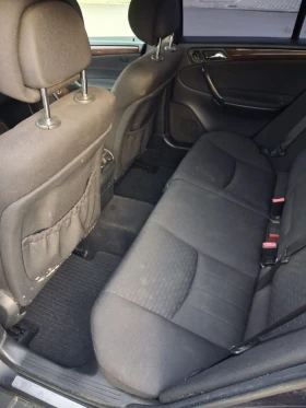 Mercedes-Benz C 220, снимка 10