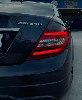 Mercedes-Benz C 180 AMG pack/Адаптивни фарове/harman kardon, снимка 8