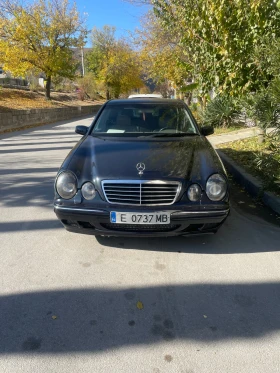  Mercedes-Benz E 320