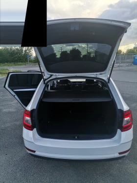 Skoda Octavia 2.0tdi - 8700 € / 17015.72 лв. - 78936955 6
