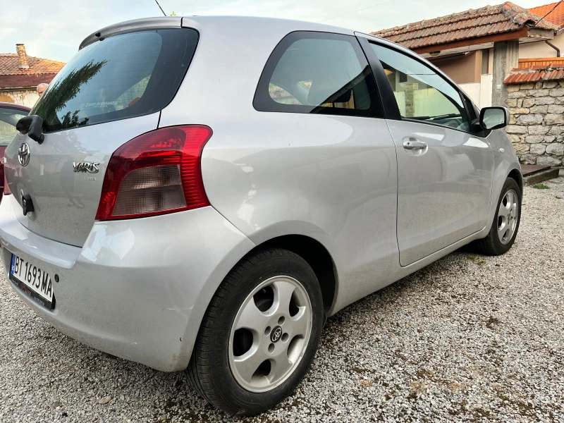 Toyota Yaris, снимка 5 - Автомобили и джипове - 45625710