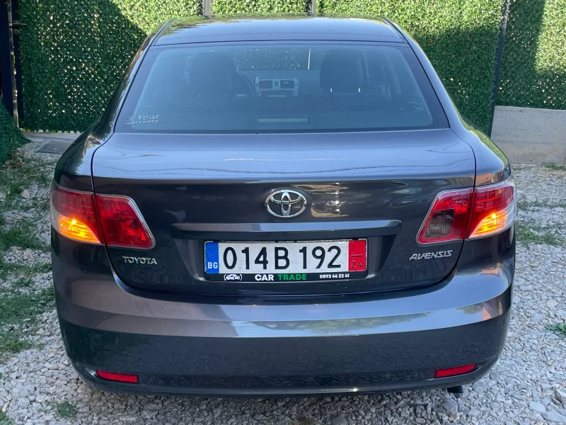 Toyota Avensis 1.8i/Автомат/Камера/Navi/180.000км/Като нова, снимка 5 - Автомобили и джипове - 47060123