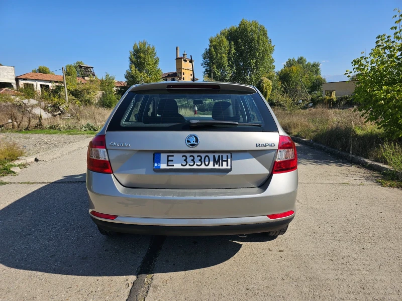 Skoda Rapid 1.6 Diesel DSG, снимка 6 - Автомобили и джипове - 47779210