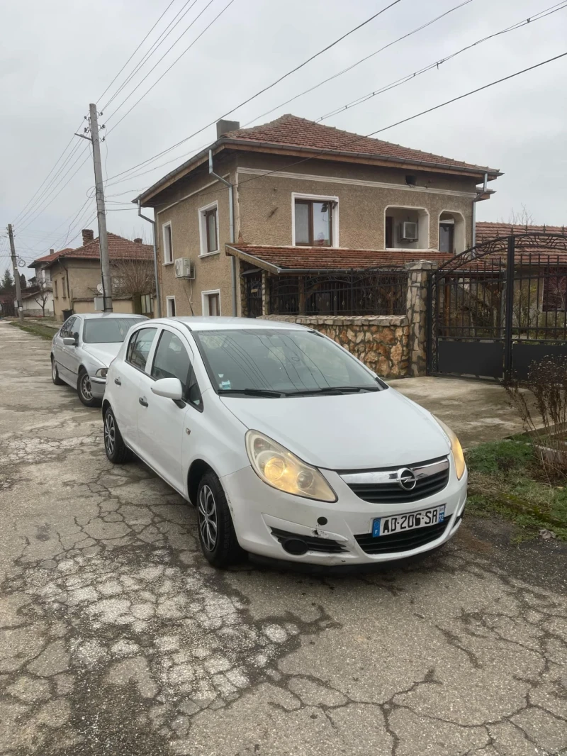 Opel Corsa 1.3, снимка 2 - Автомобили и джипове - 48467769