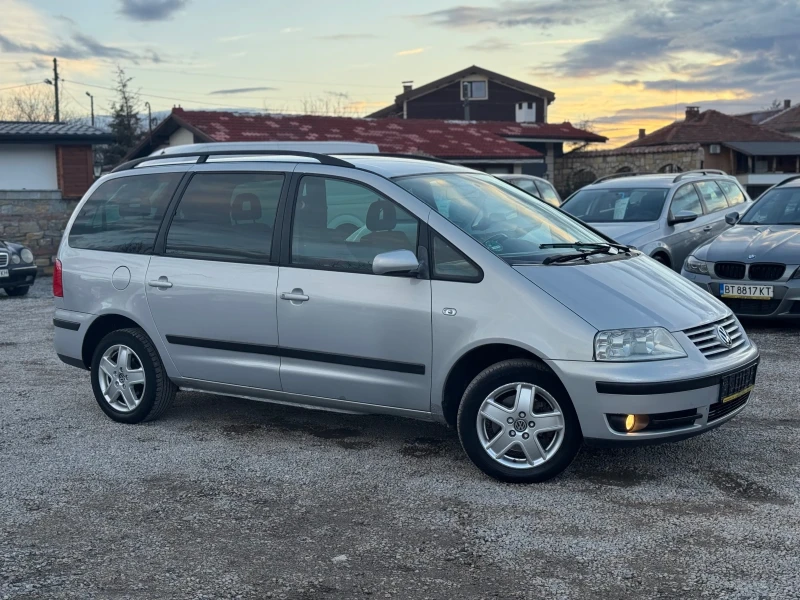 VW Sharan 2.0i 116кс 6с FaceLift 7-МЕСТА КЛИМАТРОНИК , снимка 7 - Автомобили и джипове - 48633068