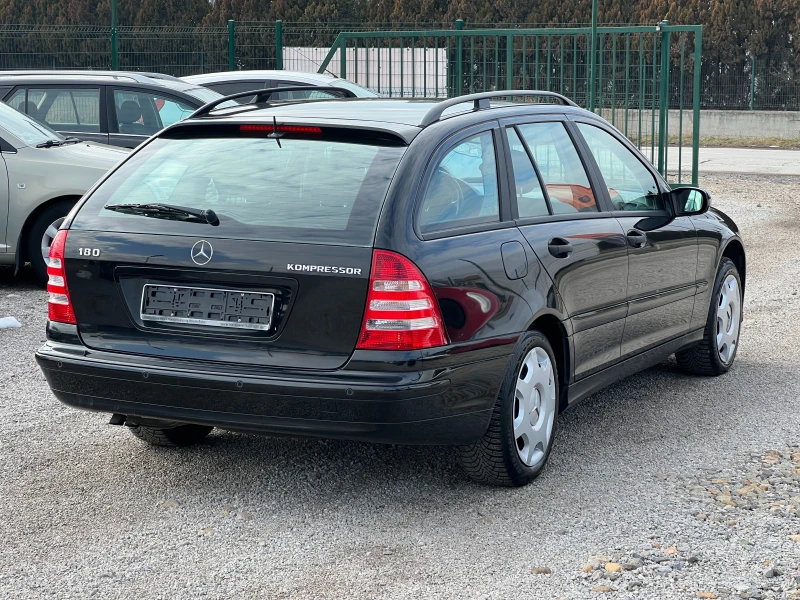 Mercedes-Benz C 180 Kompressor, снимка 4 - Автомобили и джипове - 48783646