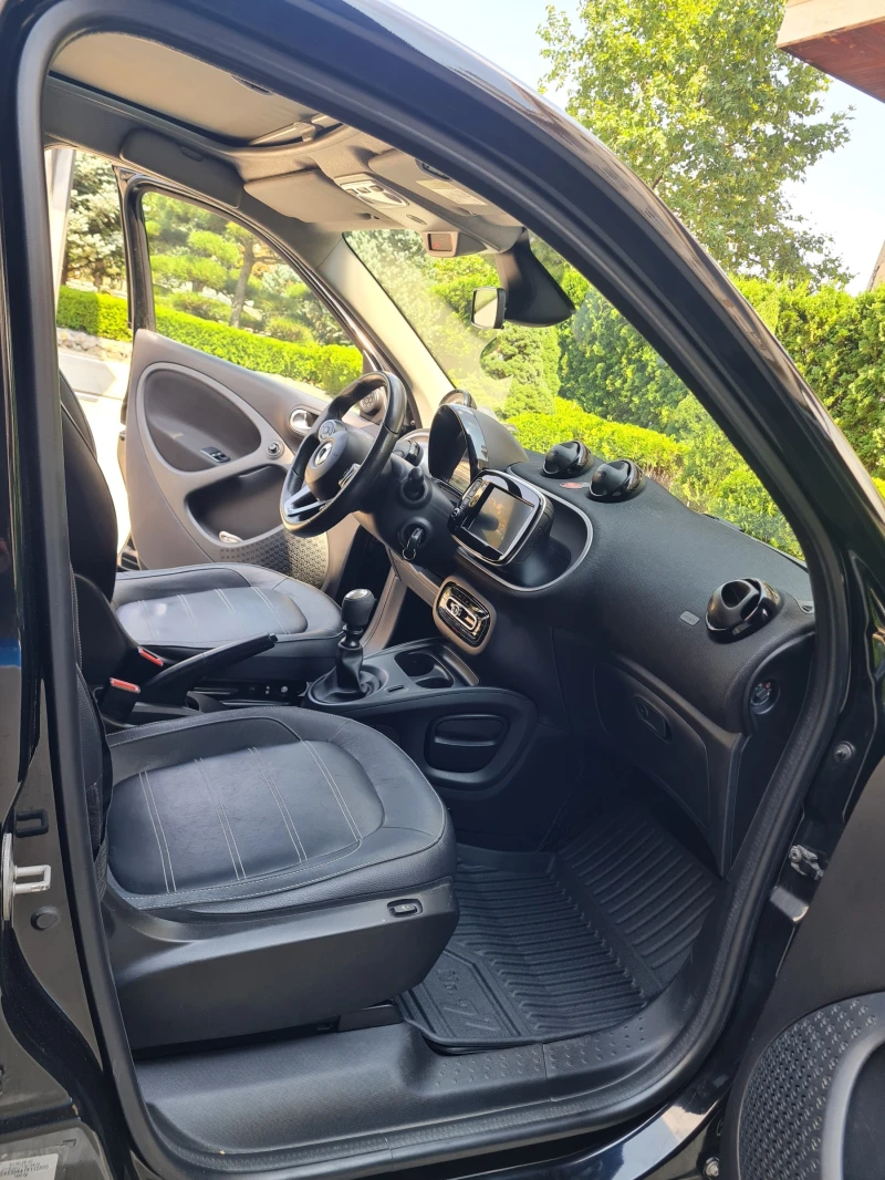 Smart Forfour Prime, снимка 9 - Автомобили и джипове - 52285702
