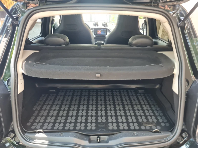 Smart Forfour Prime, снимка 14 - Автомобили и джипове - 52285702