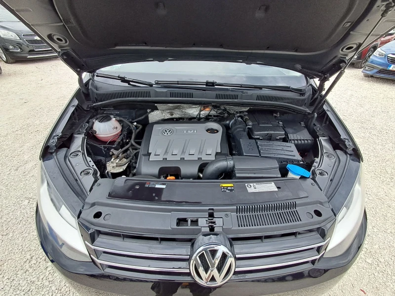 VW Sharan 2.0TDI 170к.с DSG, HIGH LINE, 7 места, Като нов, снимка 16 - Автомобили и джипове - 51751016
