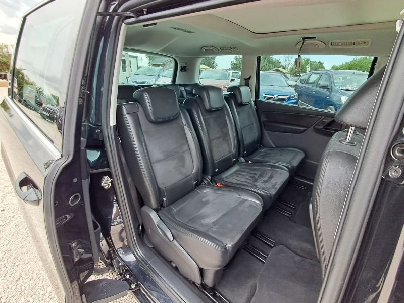 VW Sharan 2.0TDI 170к.с DSG, HIGH LINE, 7 места, Като нов, снимка 12 - Автомобили и джипове - 51751016