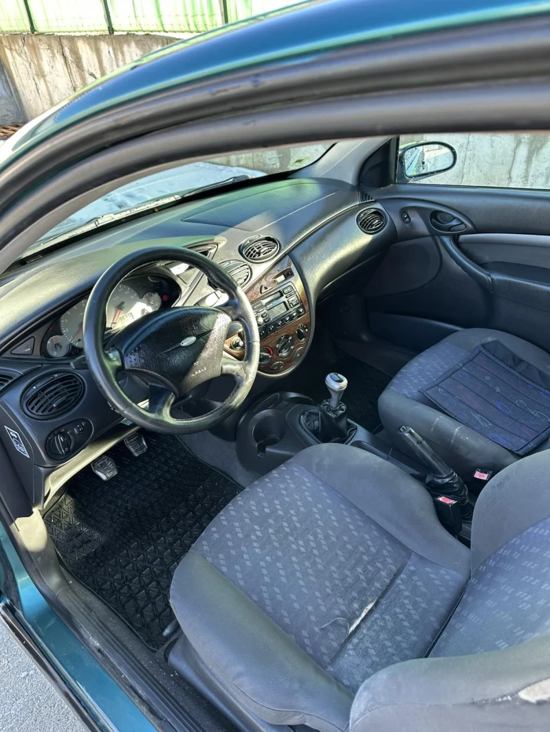 Ford Focus 1.6, снимка 7 - Автомобили и джипове - 53114028