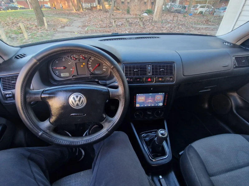 VW Golf 1.9TDI 101к.с., снимка 9 - Автомобили и джипове - 53214565