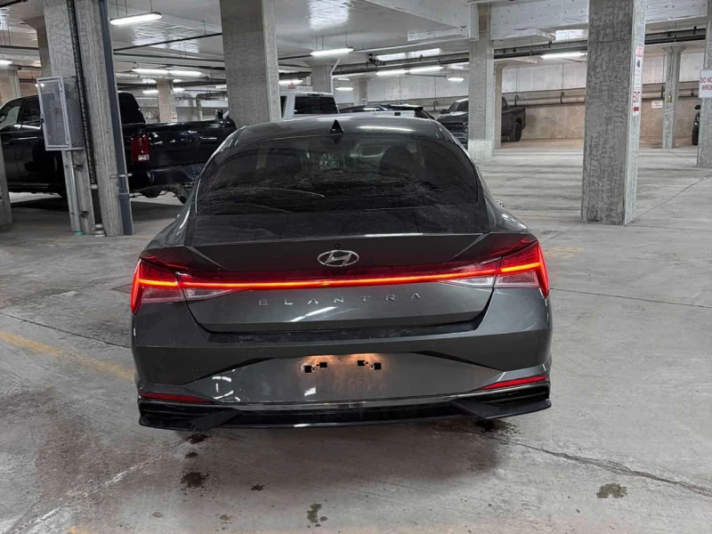 Hyundai Elantra * Ultimate Tech * CARFAX * БЕЗ ПЪРВОНАЧАЛНА ВНОСКА, снимка 4 - Автомобили и джипове - 53564331