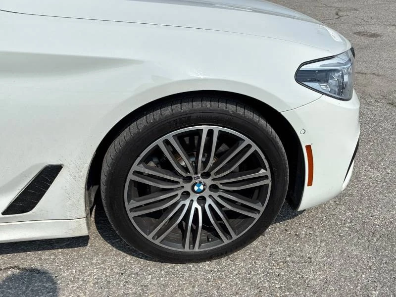 BMW 530 * xDrive * M SPORT * ДИГИТАЛНО * CARFAX * АВТОКРЕД, снимка 16 - Автомобили и джипове - 55938466