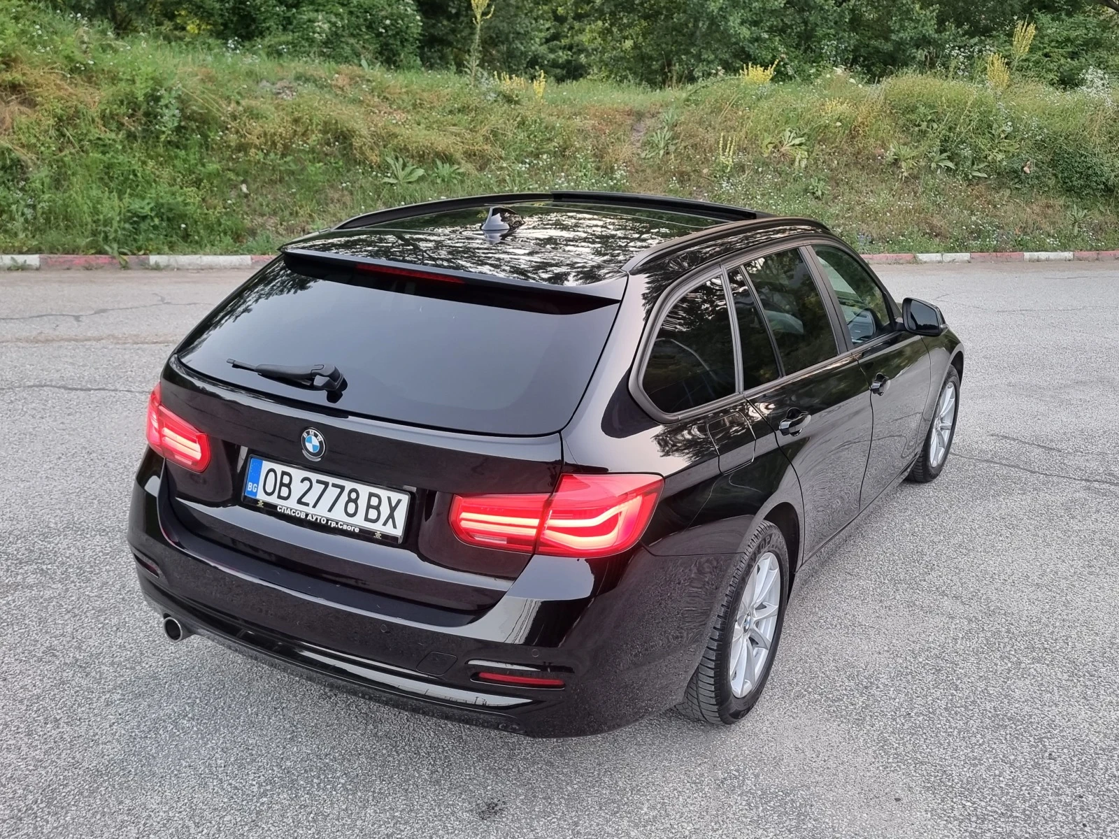 BMW 318 2.0 Face/Panorama/Navig/Led - изображение 5