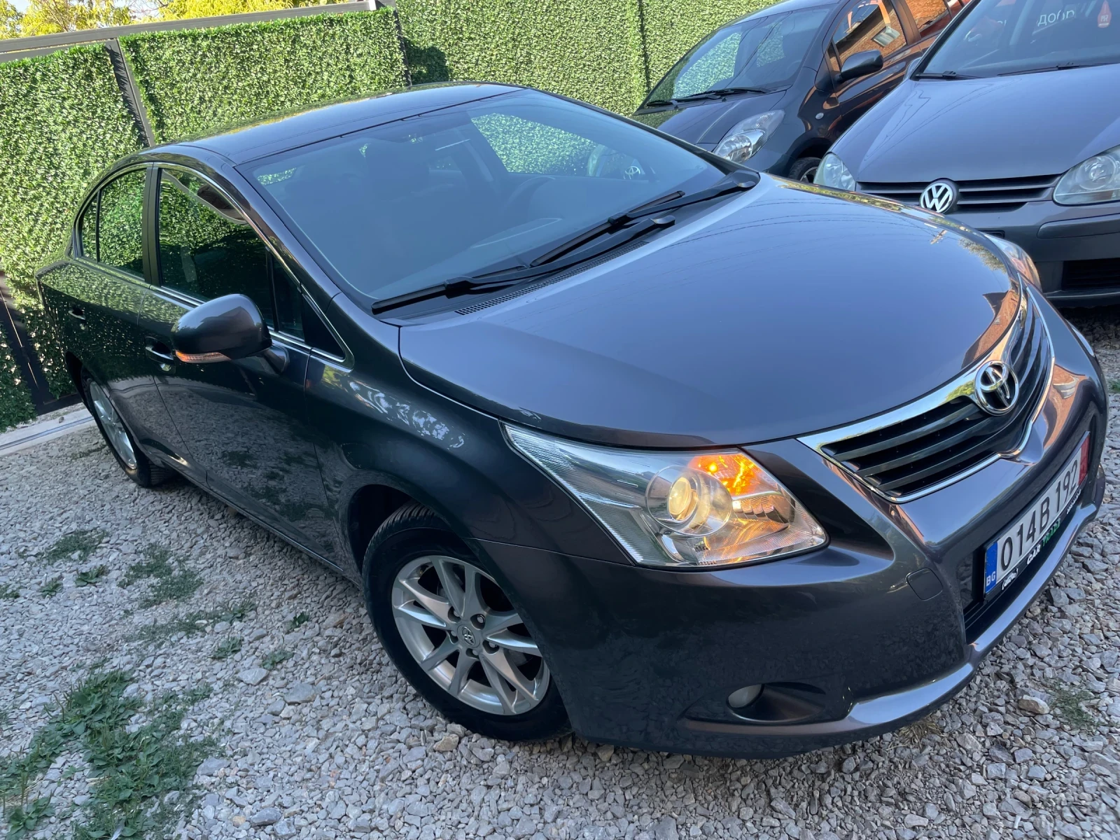 Toyota Avensis 1.8i/Автомат/Камера/Navi/180.000км/Като нова - изображение 3