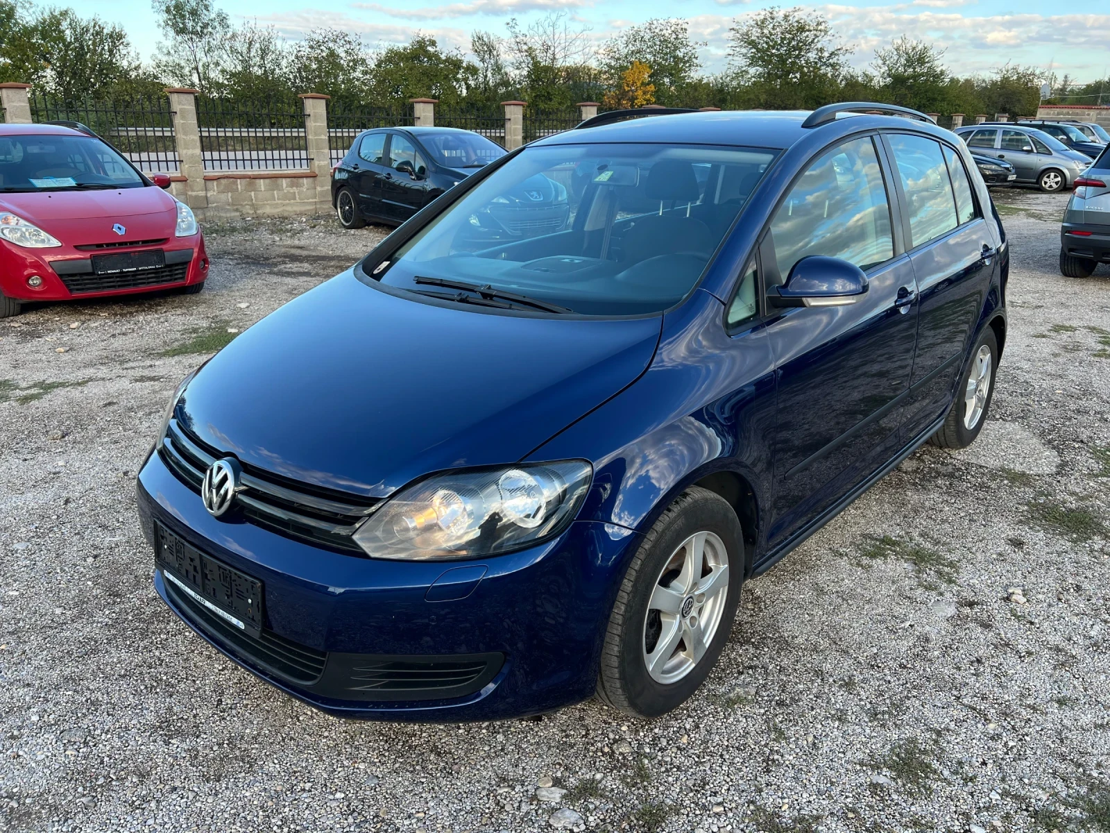 VW Golf Plus 1.6 TDI 105 к.с. FACE - изображение 2