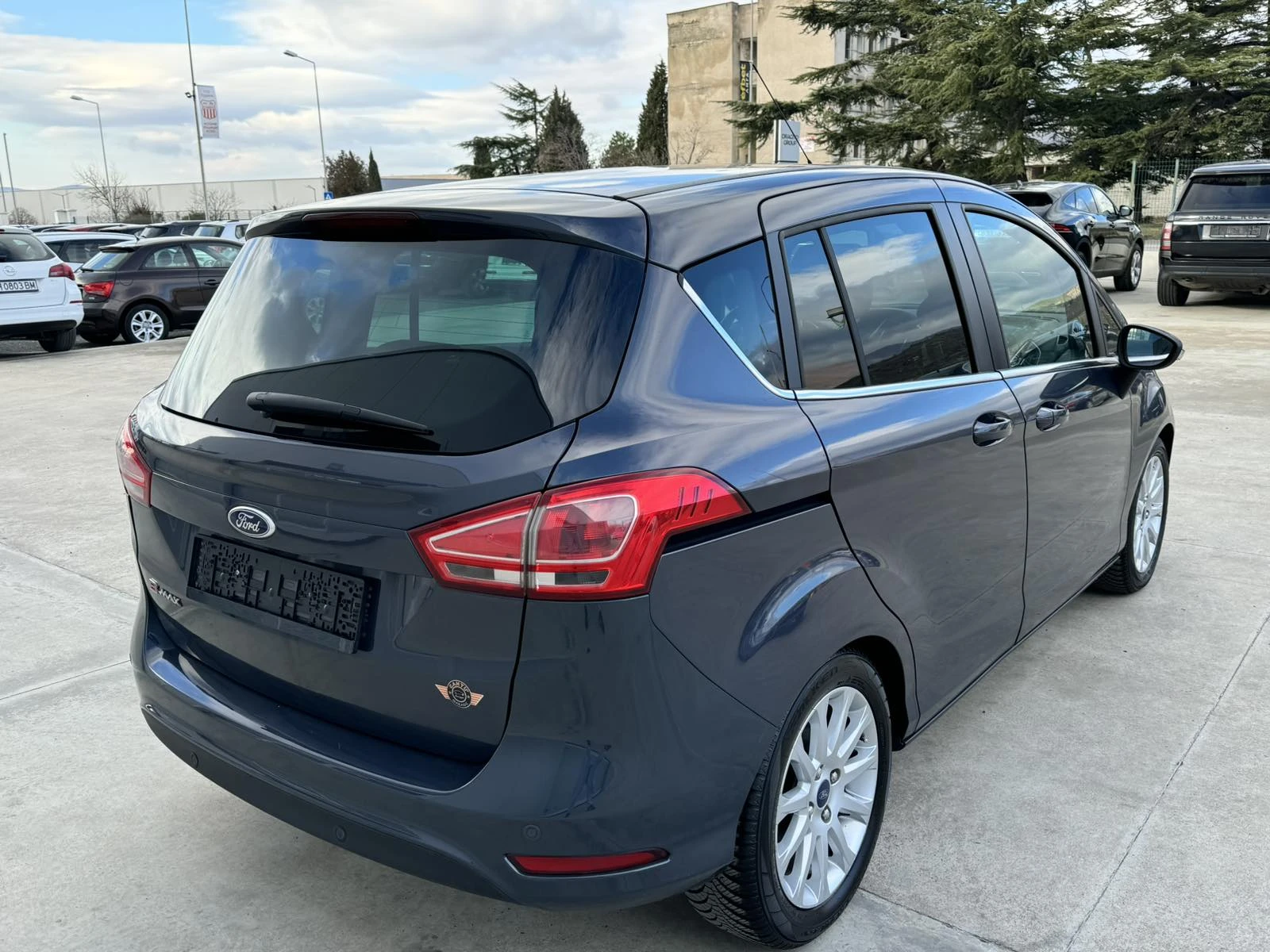 Ford B-Max 1.4i-90кс* ФАБРИЧНА ГАЗ* NAVI* KEYLESS* LED - изображение 5