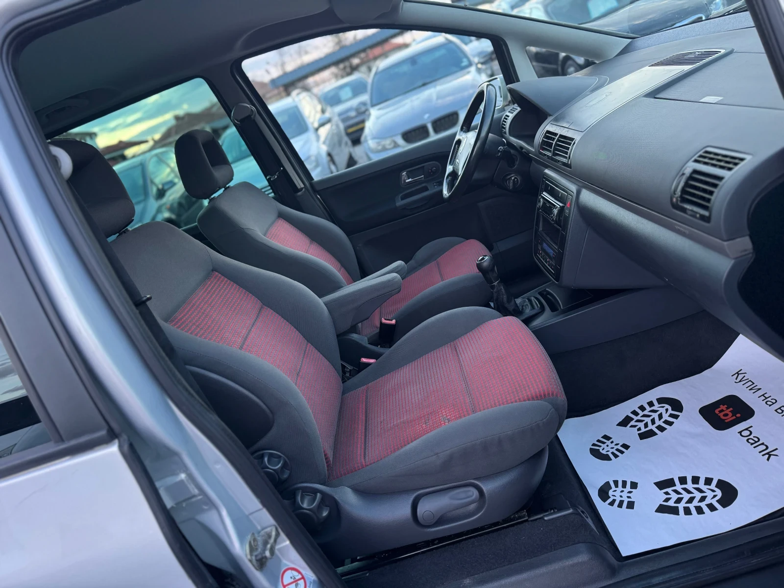VW Sharan 2.0i 116кс 6с FaceLift 7-МЕСТА КЛИМАТРОНИК  | Mobile.bg — изображение 15