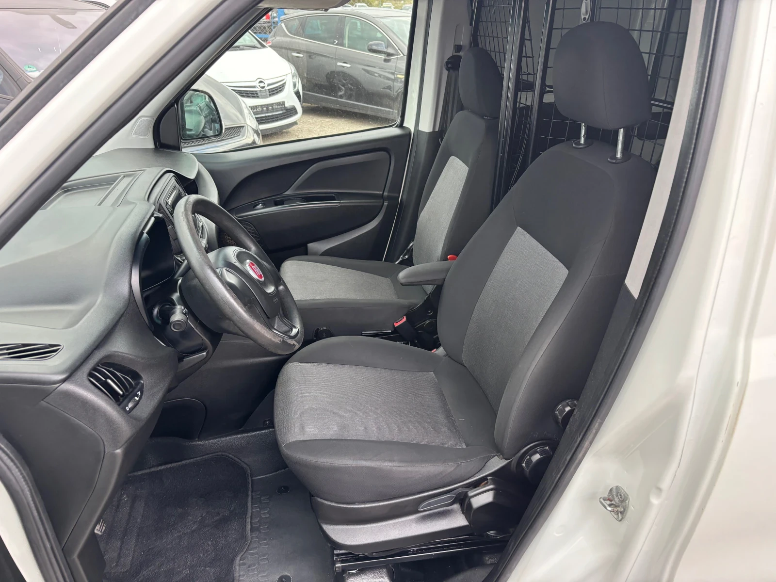 Fiat Doblo 1.6-101кс, AC - изображение 8