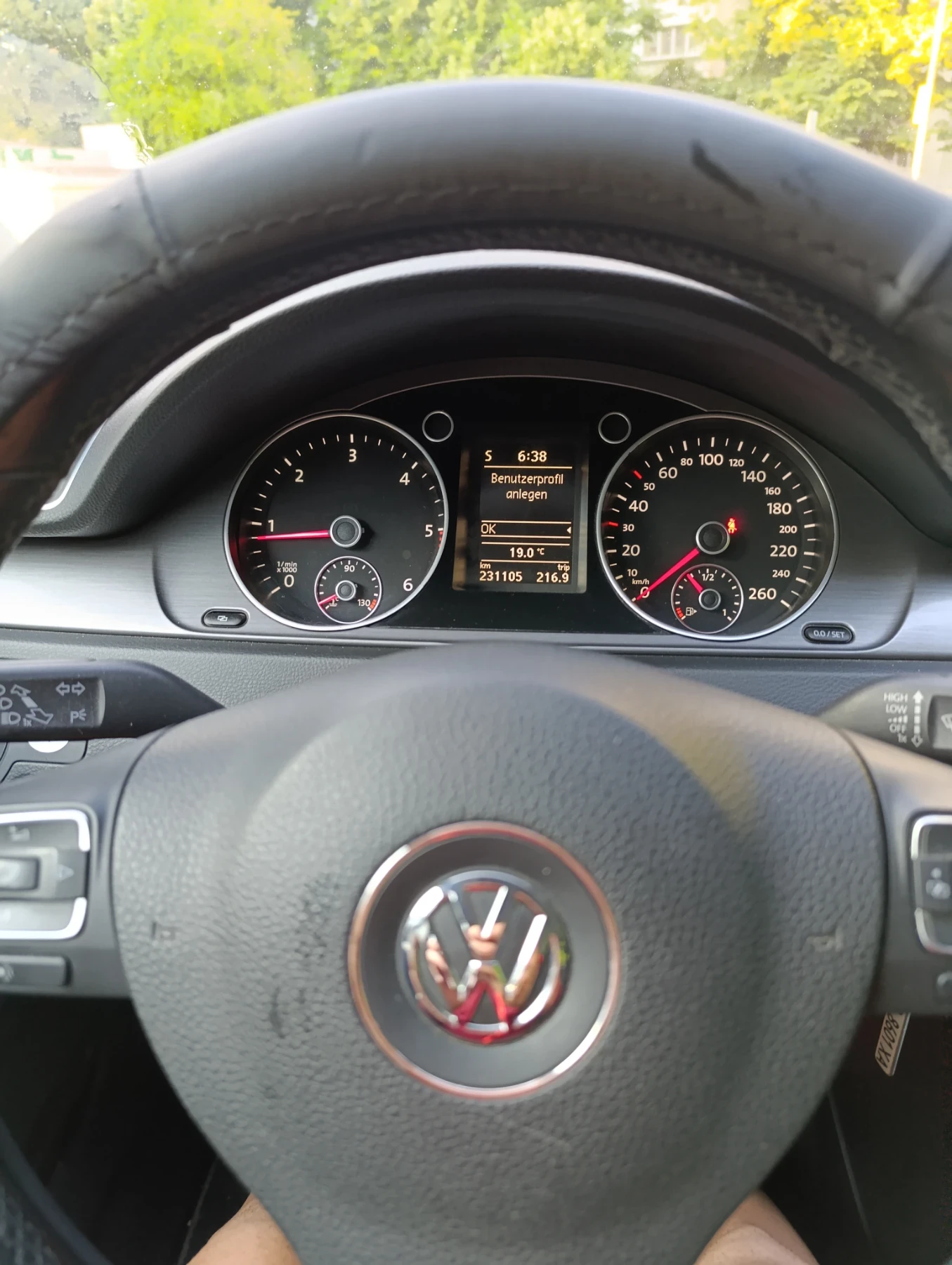VW Passat Б7 - изображение 10