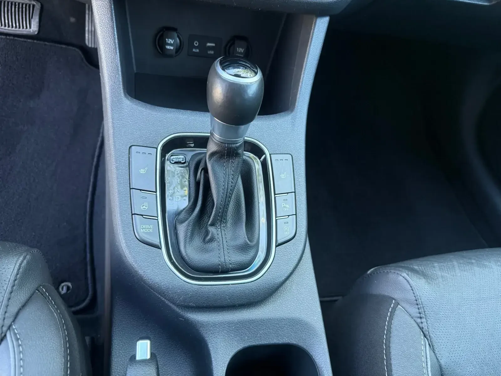Hyundai I30 1.4 AUT. NAVI ШВЕЙЦАРИЯ - изображение 10