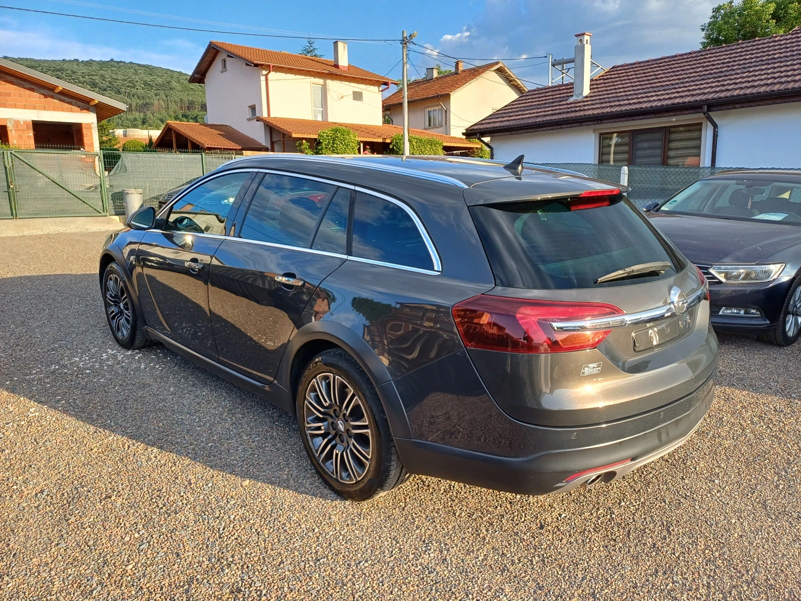 Opel Insignia Country Tourer - изображение 4