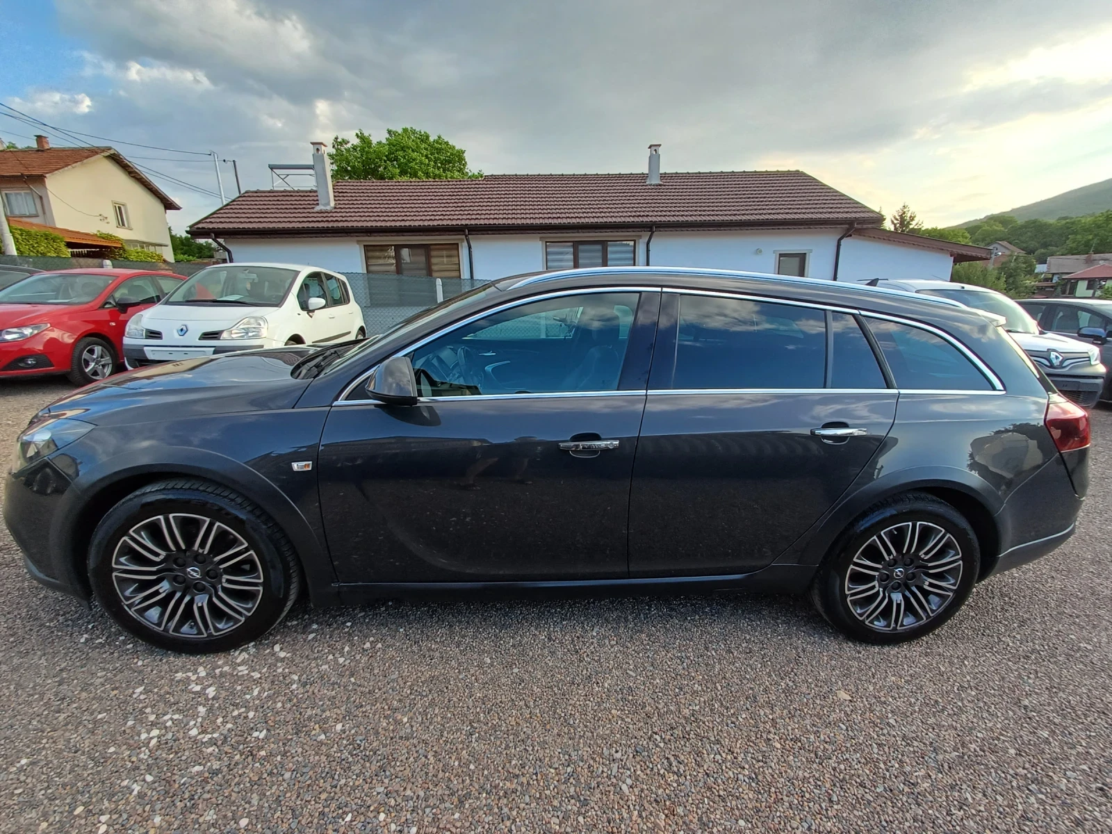 Opel Insignia Country Tourer - изображение 3