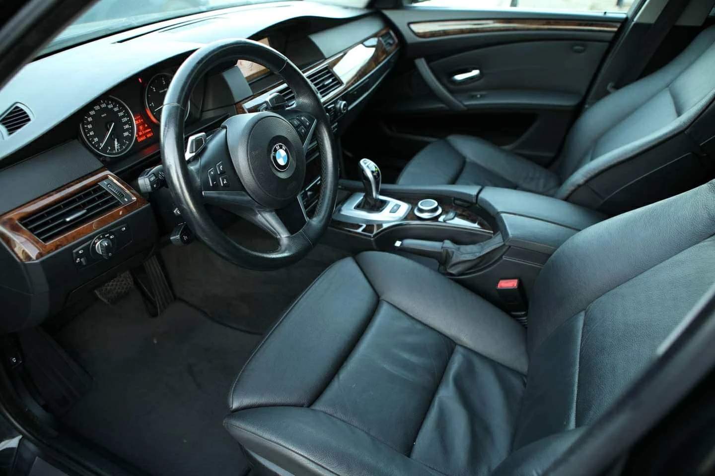 BMW 535  - изображение 6