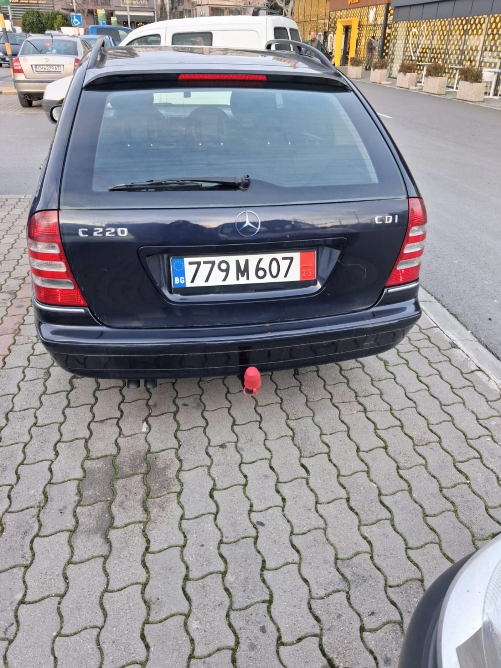 Mercedes-Benz C 220, снимка 17 - Автомобили и джипове - 53631541