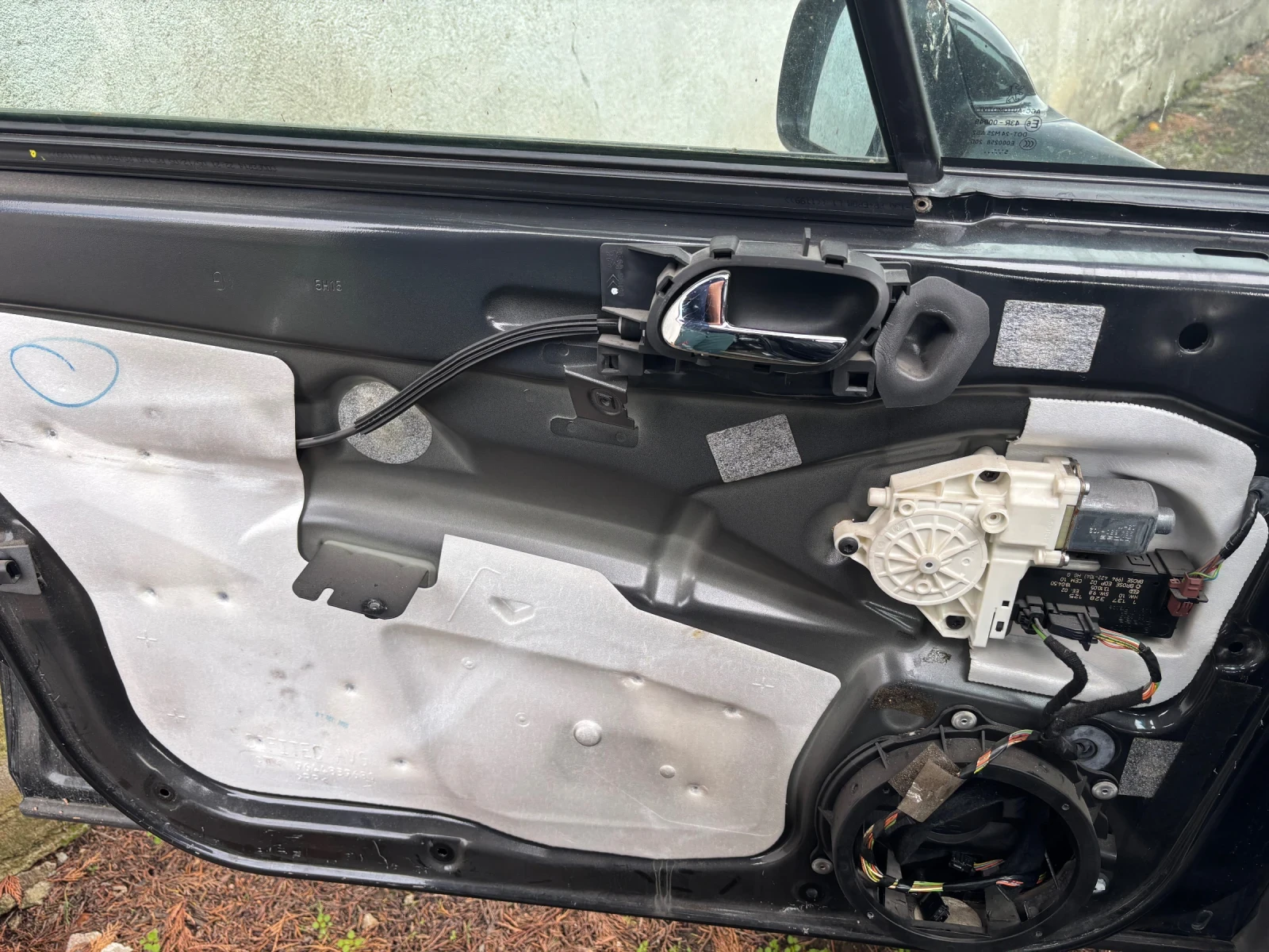 Peugeot 407 3.0 бензин 6-степенен AISIN, снимка 13 - Автомобили и джипове - 53818185